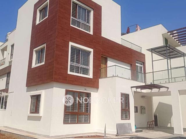 4 BHK House For Sale In Geeta Colony