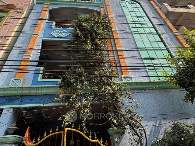 4+ BHK House For Sale In Hafeezpet