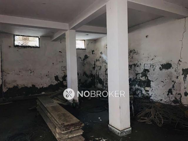 4+ BHK House For Sale In Hastsal