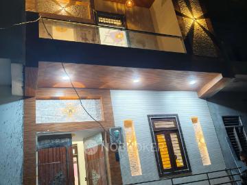 4+ BHK House For Sale In Karhera Colony
