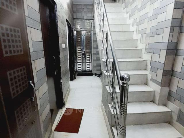 4+ BHK House For Sale In Karol Bagh