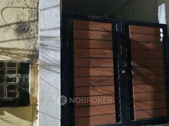 4+ BHK House For Sale In Kolathur