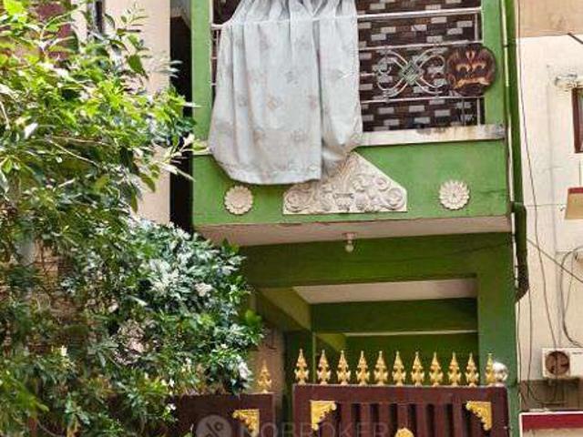 4+ BHK House For Sale In Kolathur