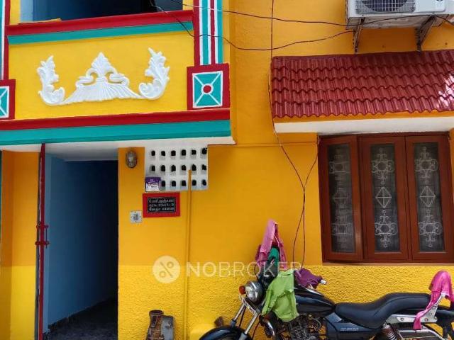 4+ BHK House For Sale In Koyembedu