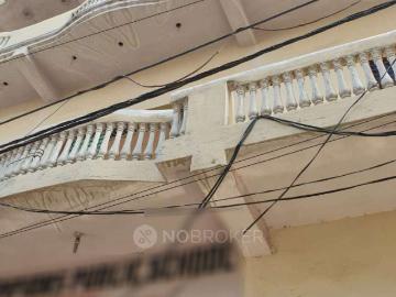 4+ BHK House For Sale In Loni