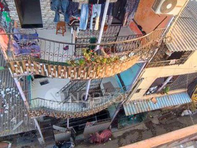 4+ BHK House For Sale In Malad West