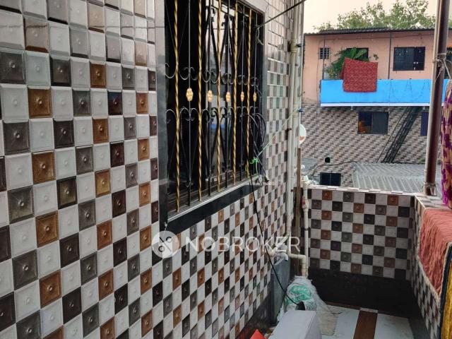 4+ BHK House For Sale In Malad West