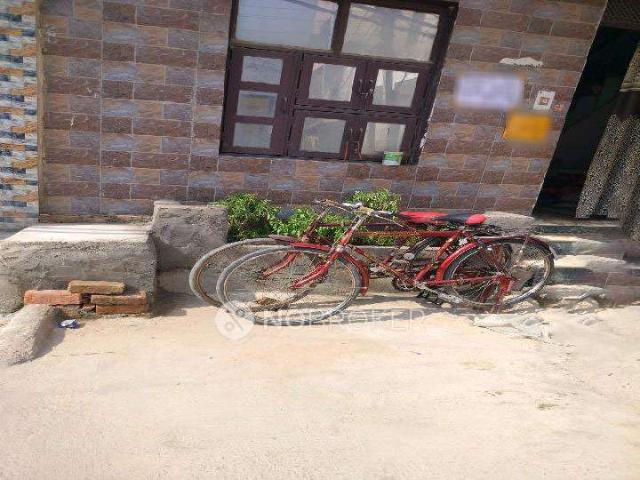 4+ BHK House For Sale In Nangli Sakrawati