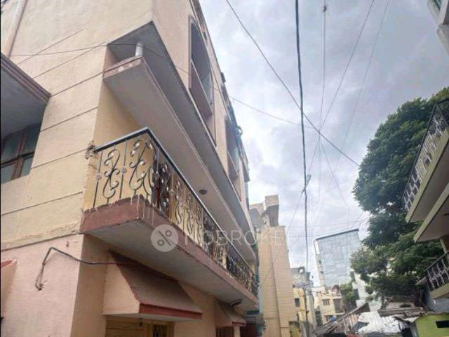 4+ BHK House For Sale In Nehru Puram