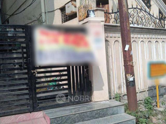 4+ BHK House For Sale In Old Bowenpally