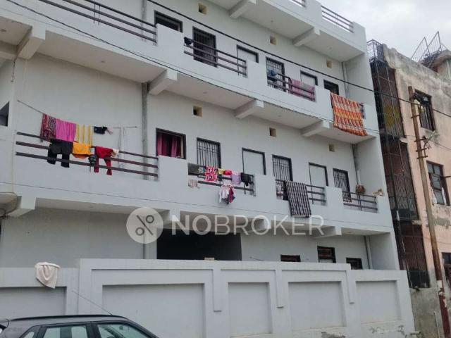 4+ BHK House For Sale In Phi Ii