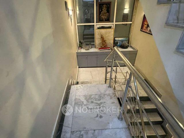 4+ BHK House For Sale In Pratap Vihar