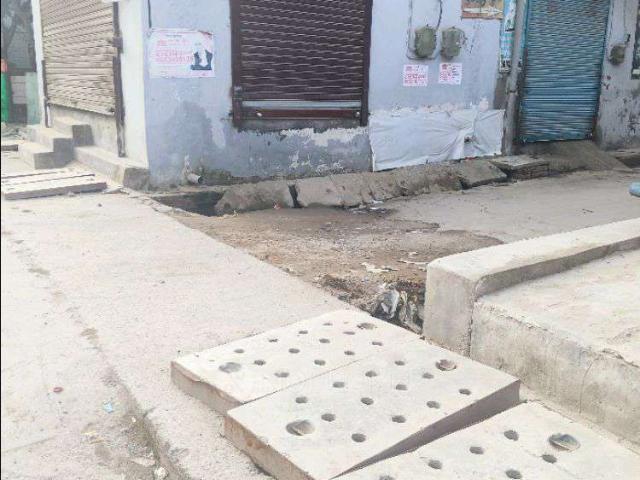 4+ BHK House For Sale In Pratap Vihar Part Iii, Pratap Vihar, Sultanpuri