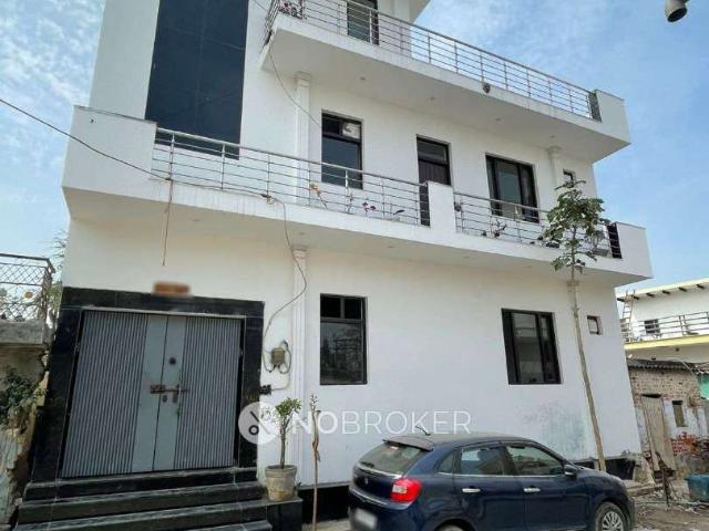 4+ BHK House For Sale In Rajokri