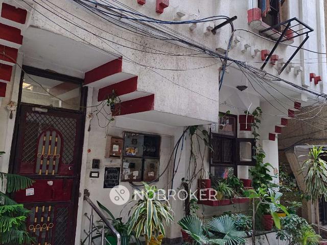 4+ BHK House For Sale In Rohini