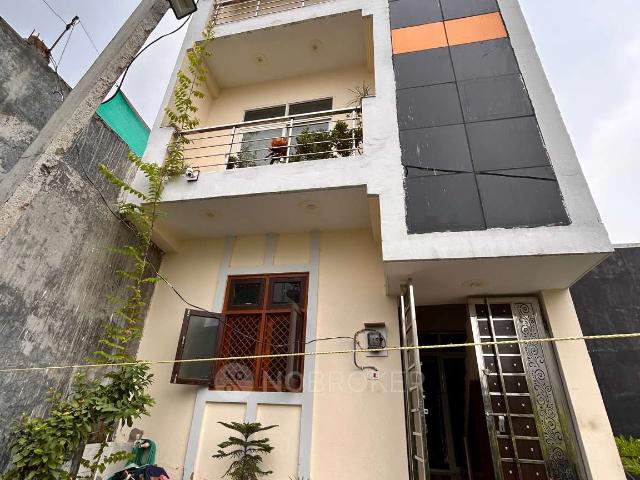 4+ BHK House For Sale In Sadullapur