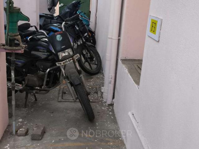 4+ BHK House For Sale In Saligramam
