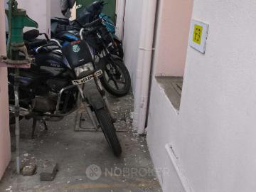4+ BHK House For Sale In Saligramam