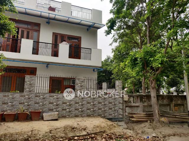 4 BHK House For Sale In Sector27