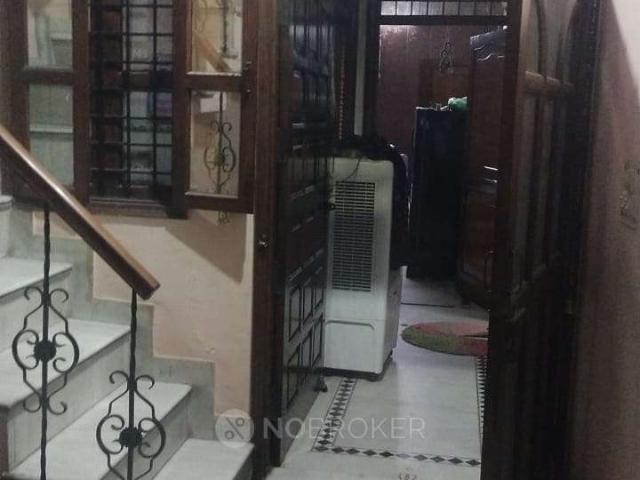 4+ BHK House For Sale In Sector 11