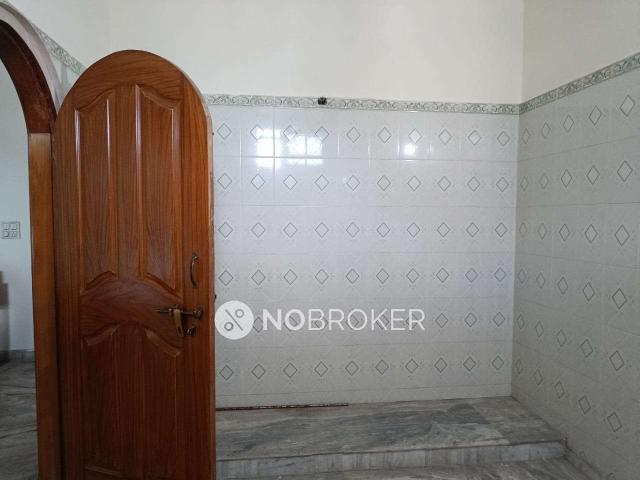 4+ BHK House For Sale In Sector 28