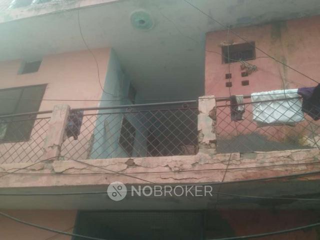 4+ BHK House For Sale In Sector 33