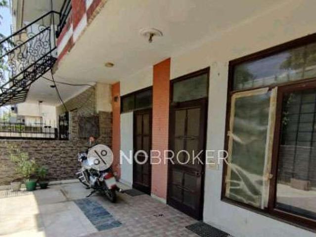 4+ BHK House For Sale In Sector 45
