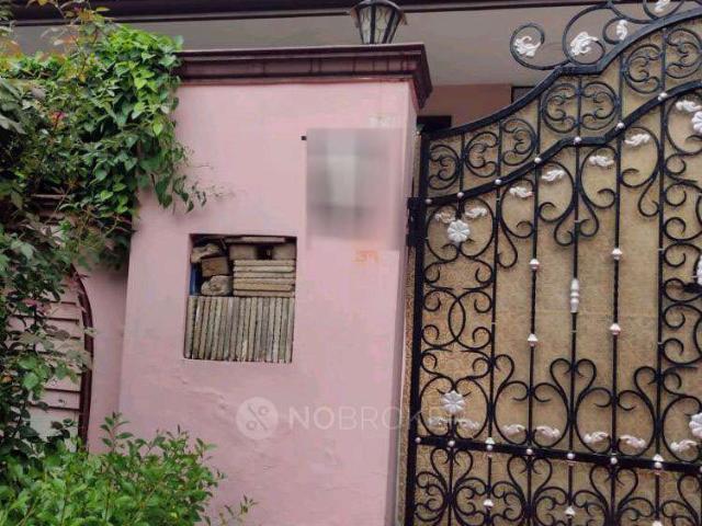 4+ BHK House For Sale In Sector 46