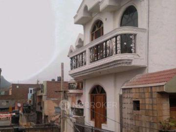 4+ BHK House For Sale In Sector 48