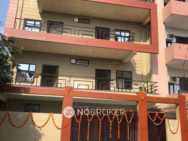 4+ BHK House For Sale In Sector 53