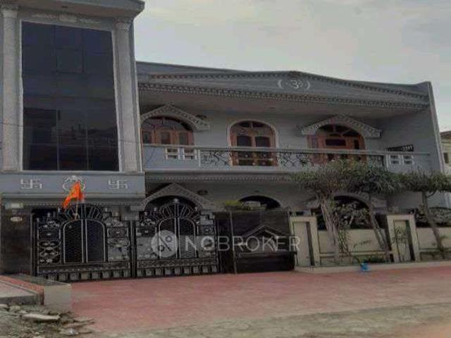 4+ BHK House For Sale In Sector 55