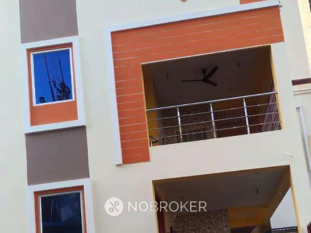 4 BHK House For Sale In Selaiyur