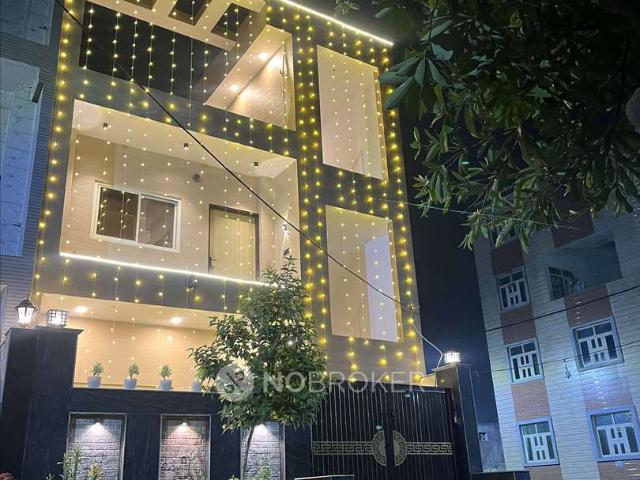 4 BHK House For Sale In Surajpur