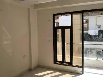 Flat for sale in Dashrath Puri - Lift