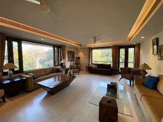 4 BHK Independent Builder Floor in Maharani Bagh for resale New Delhi. The reference number is 15899851