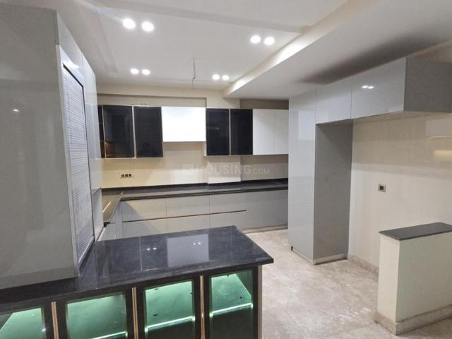 4 BHK Independent Builder Floor in Mansarover Garden for resale New Delhi. The reference number is 20318546