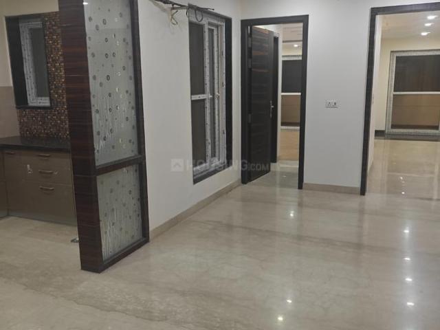 4 BHK Independent Builder Floor in Mansarover Garden for resale New Delhi. The reference number is 20367397