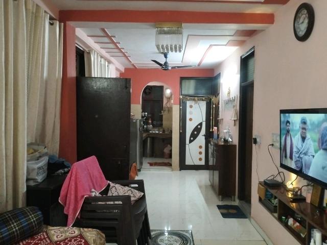 4 BHK Independent Builder Floor in Mayur Vihar Phase 1 for resale New Delhi. The reference number is 21344398