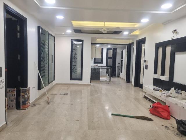 4 BHK Independent Builder Floor in Model Town for rent New Delhi. The reference number is 18934020