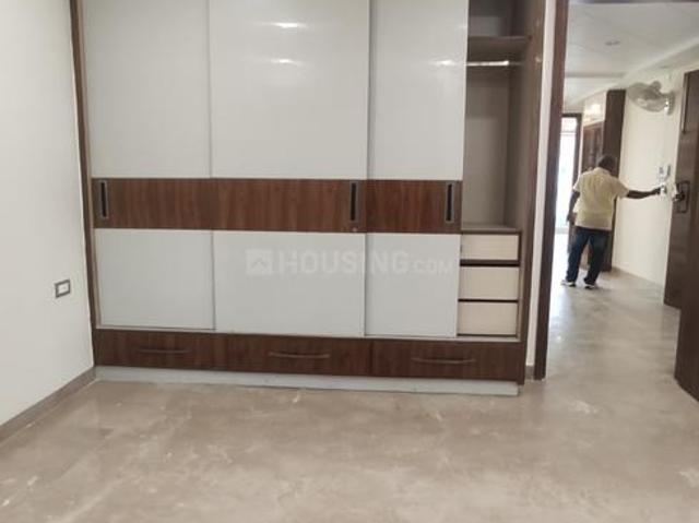 4 BHK Independent Builder Floor in Model Town for rent New Delhi. The reference number is 19069636