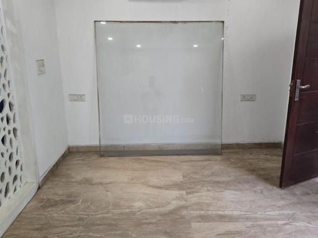 4 BHK Independent Builder Floor in Model Town for rent New Delhi. The reference number is 19765189