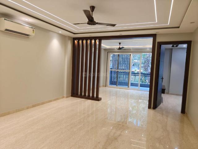 4 BHK Independent Builder Floor in Model Town for rent New Delhi. The reference number is 20329499