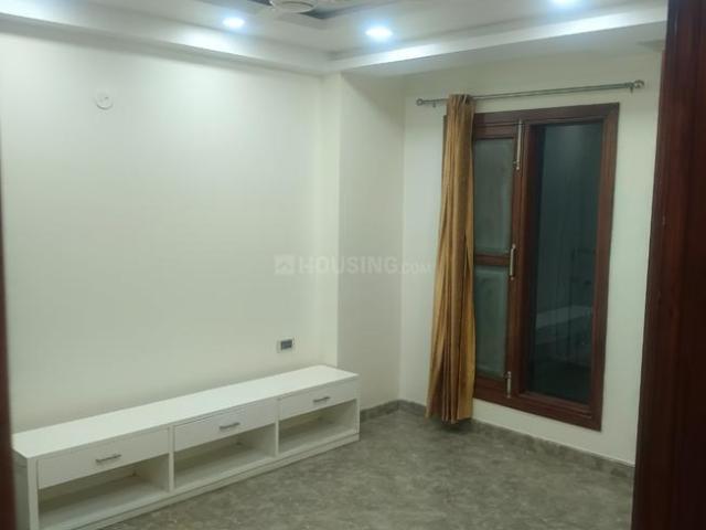 4 BHK Independent Builder Floor in Model Town for resale New Delhi. The reference number is 19152351