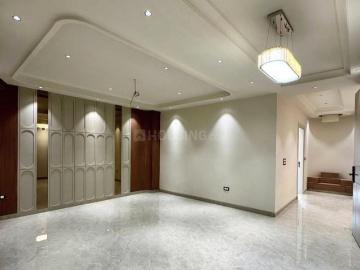 4 BHK Independent Builder Floor in Model Town for resale New Delhi. The reference number is 20270254