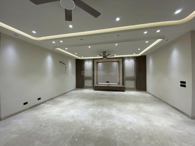 4 BHK Independent Builder Floor in Model Town for resale New Delhi. The reference number is 21320197