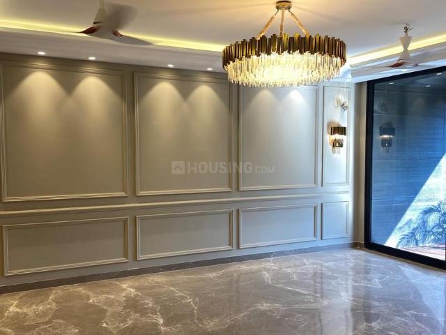 4 BHK Independent Builder Floor in Naraina for rent New Delhi. The reference number is 19870697
