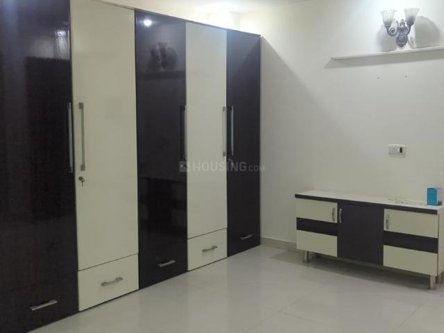 4 BHK Independent Builder Floor in Naraina for rent New Delhi. The reference number is 20104590