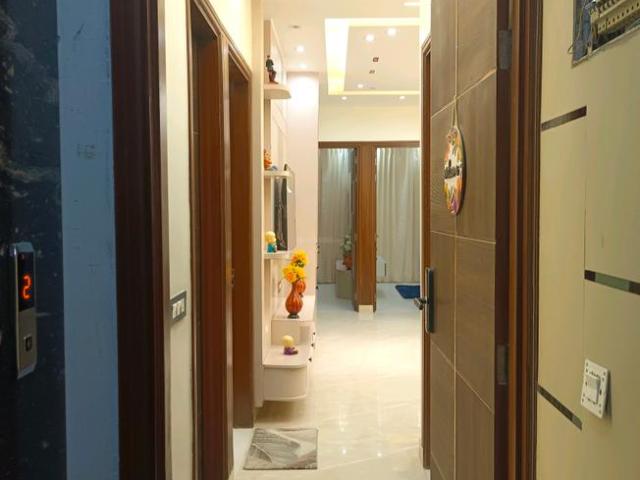 4 BHK Independent Builder Floor in Nawada for resale New Delhi. The reference number is 21364633