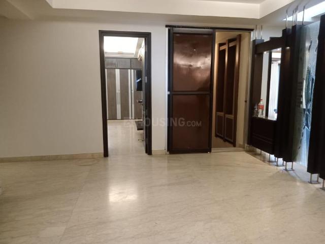 4 BHK Independent Builder Floor in New Friends Colony for rent New Delhi. The reference number is 13673975