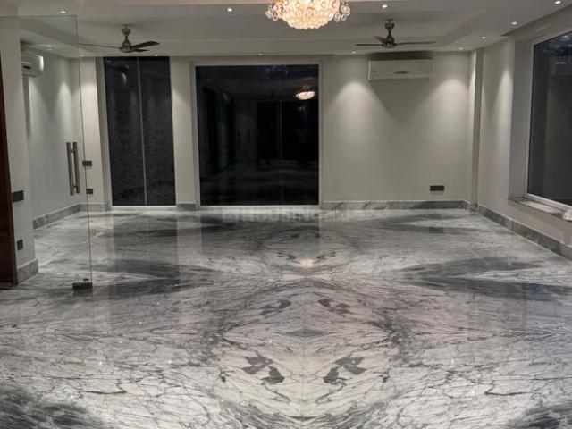 4 BHK Independent Builder Floor in New Friends Colony for rent New Delhi. The reference number is 15797690